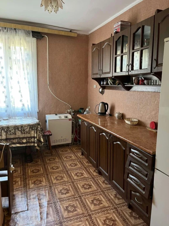 Продается трехкомнатная квартира