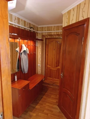 Продається двокімнатна квартира на 1 поверсі