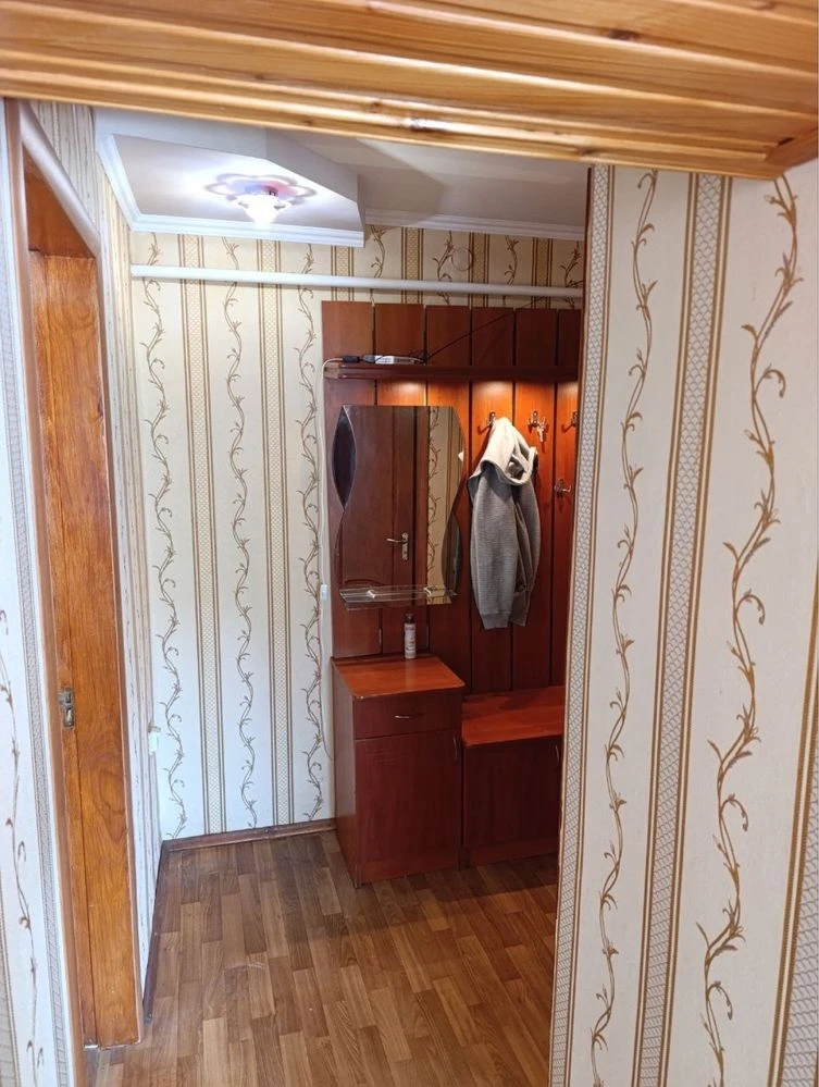 Продається двокімнатна квартира на 1 поверсі
