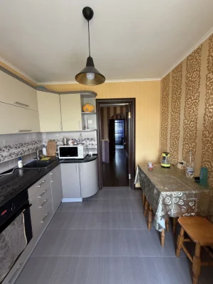 3-bedroom apartment for sale in the city center