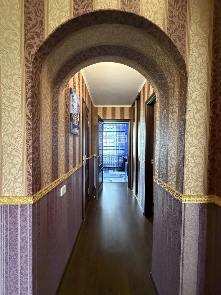 3-bedroom apartment for sale in the city center