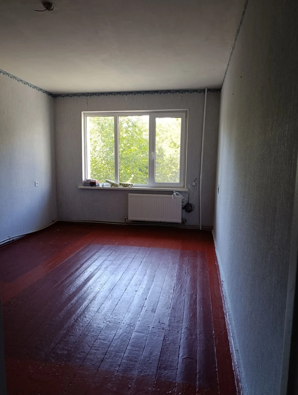 Sale of a two-bedroom apartment.
