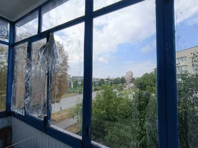 2-bedroom apartment, 2nd floor, Furnished!