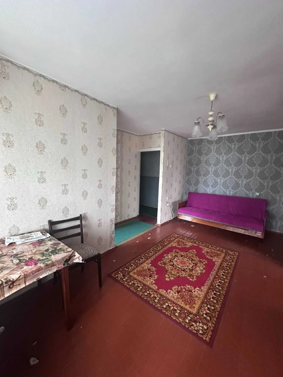 продам 2- кімнатну квартіру