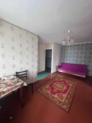 продам 2- кімнатну квартіру