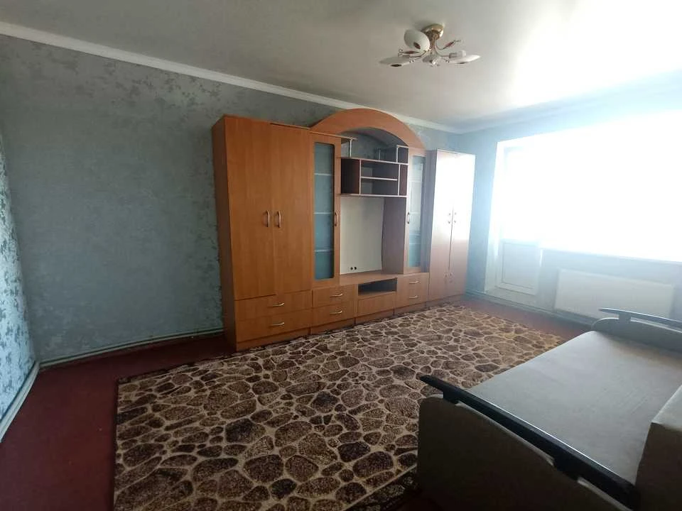 Apartment. Zolotonosha, Novoselynska
