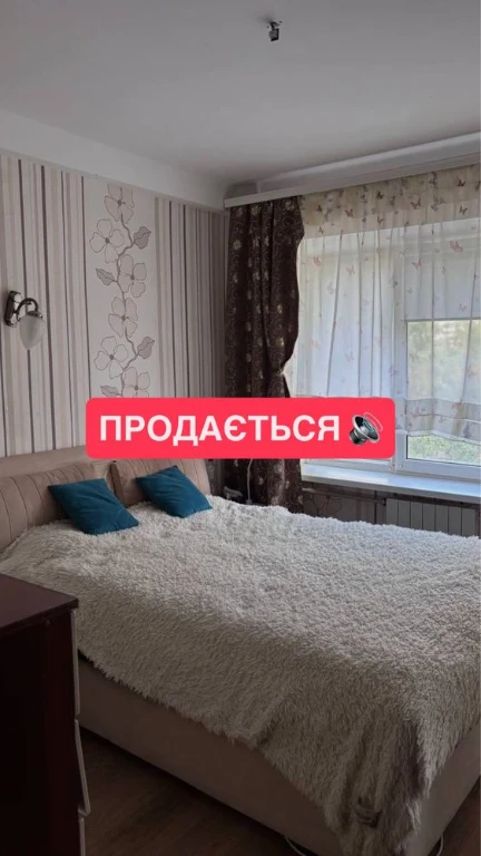 3х кімнатна квартира-студія в центрі Канева