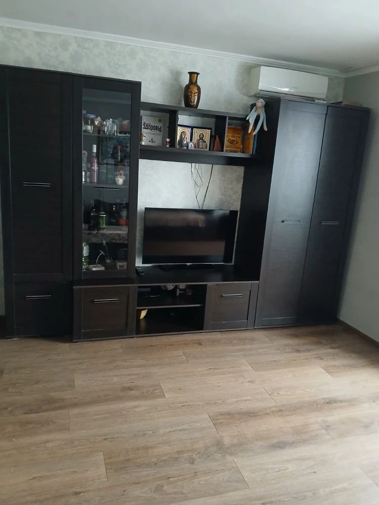 Продаж 1 кімнатної квартири 26 000$ + гараж 3500
