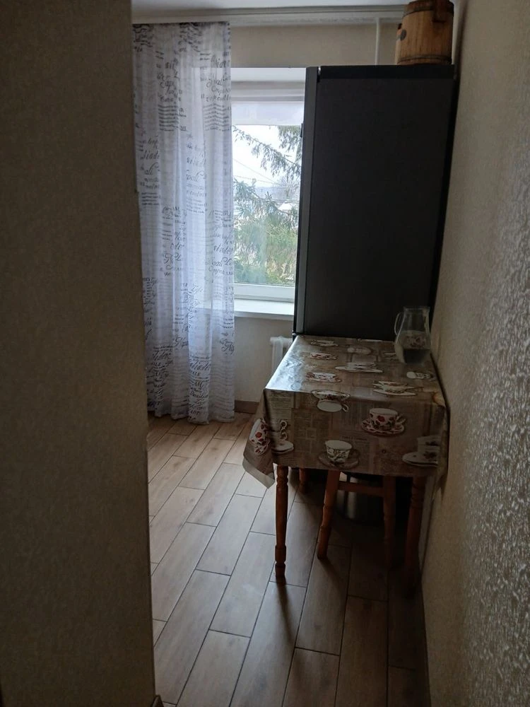 Продаж 1 кімнатної квартири 26 000$ + гараж 3500