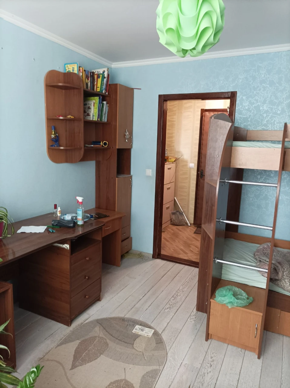 Продам квартиру в Каневі
