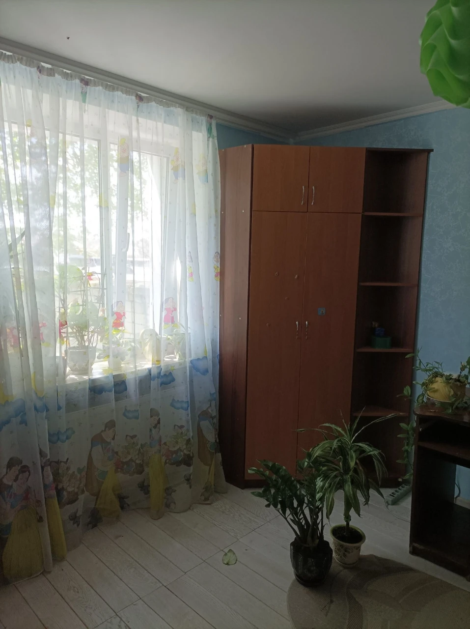 Продам квартиру в Каневі