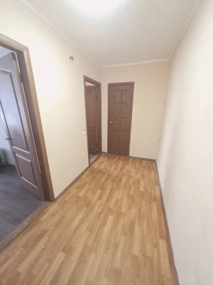Канев,2х кім.кухня спільна,можна переобладнати