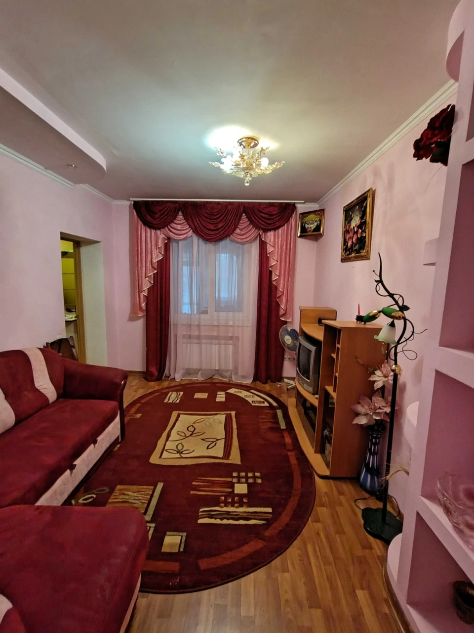 Трикімнатна квартира в центрі Канева