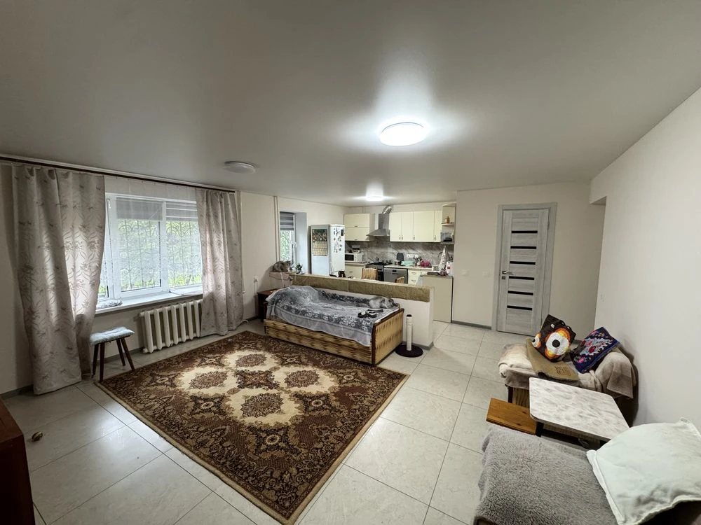 Two-bedroom apartment 49.6 sq.m. On the 1st floor. 2 entrances.