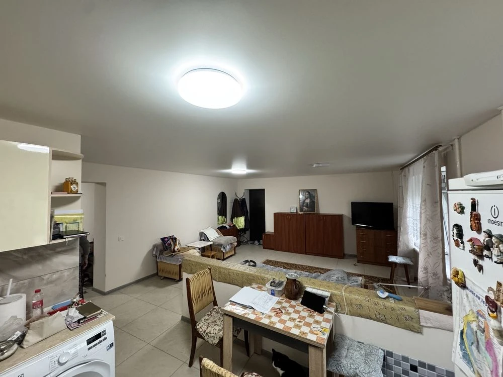 Two-bedroom apartment 49.6 sq.m. On the 1st floor. 2 entrances.