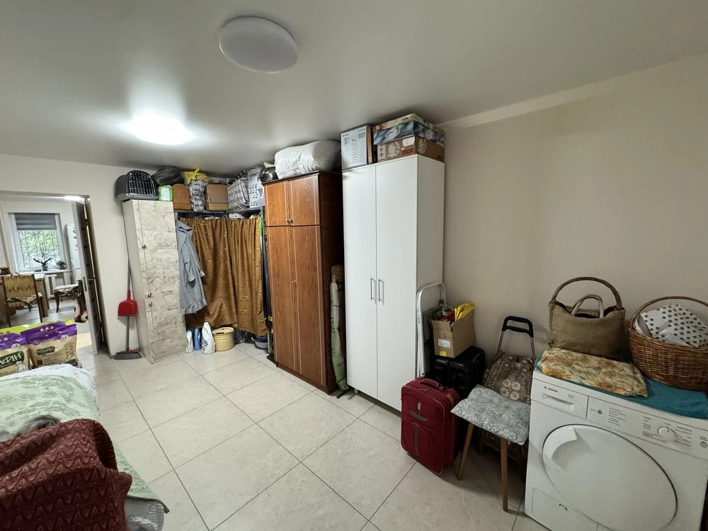 Two-bedroom apartment 49.6 sq.m. On the 1st floor. 2 entrances.