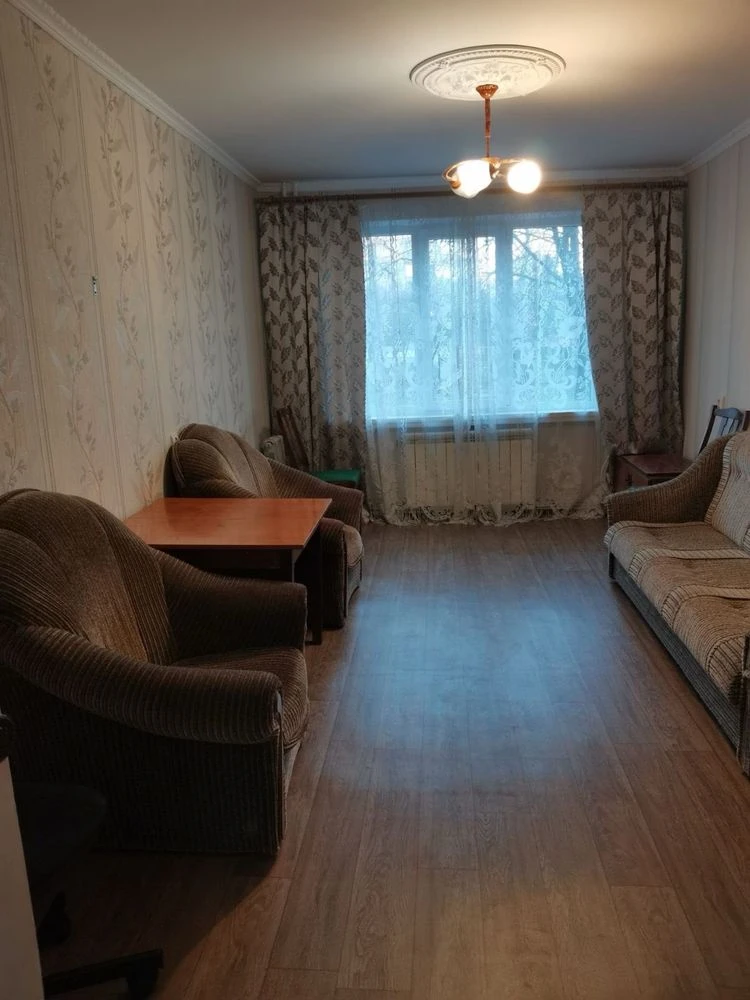 Sale of a 3-room apartment in the city of Smila, RПZ, Mazura