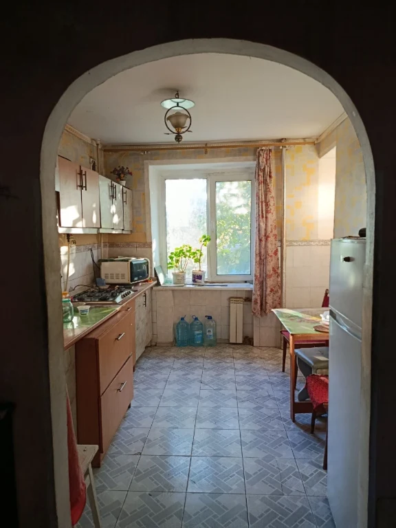 For sale 3-bedroom apartment. Bogdan area
