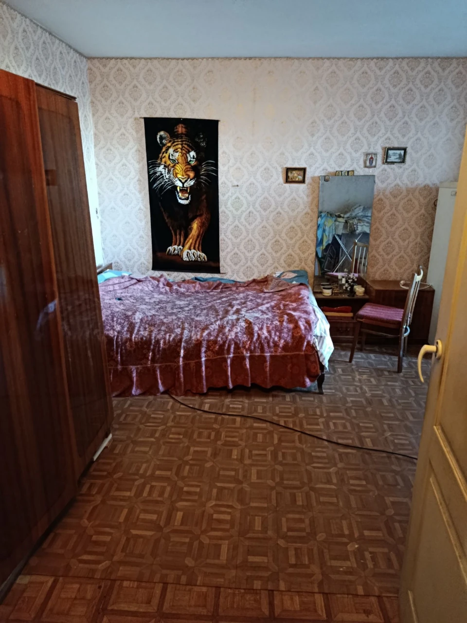 Продается 3-комнатная квартира в районе Богдана