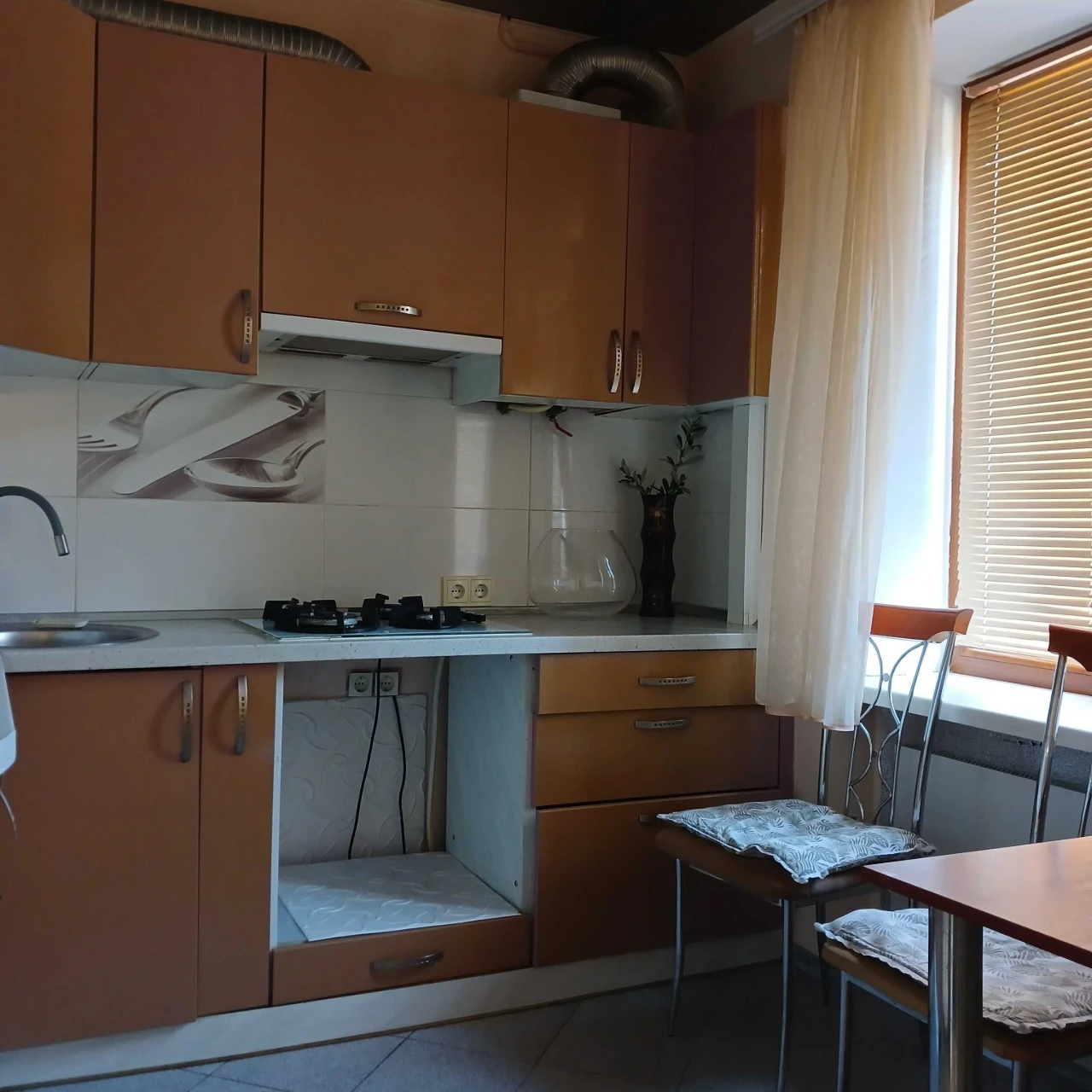 Продаж двокімнатної квартири в центрі міста