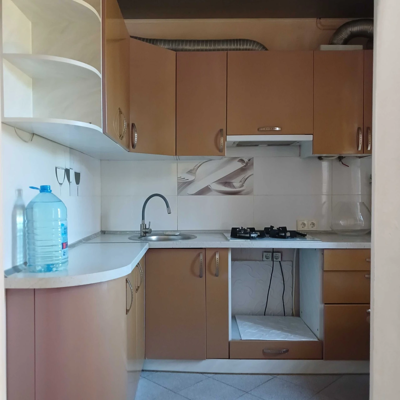 Продаж двокімнатної квартири в центрі міста
