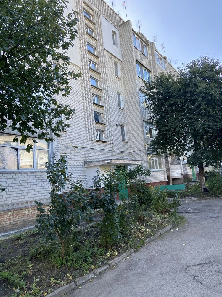 For Sale: 3-bedroom apartment in Smila, Bohdan Khmelny Street