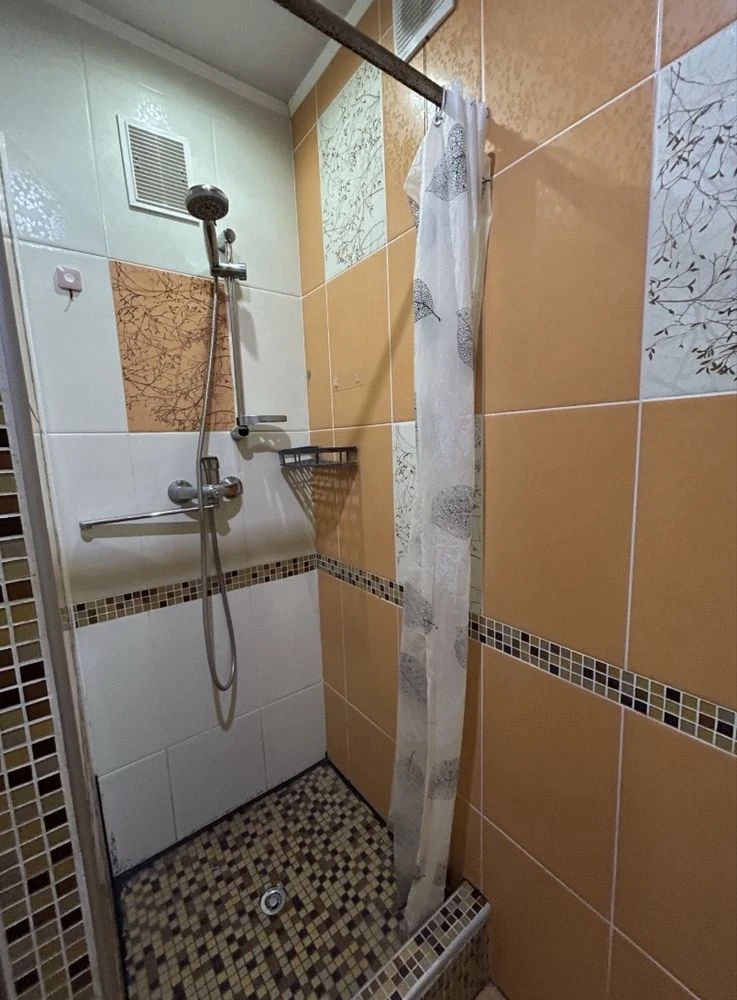 For Sale: 3-bedroom apartment in Smila, Bohdan Khmelny Street