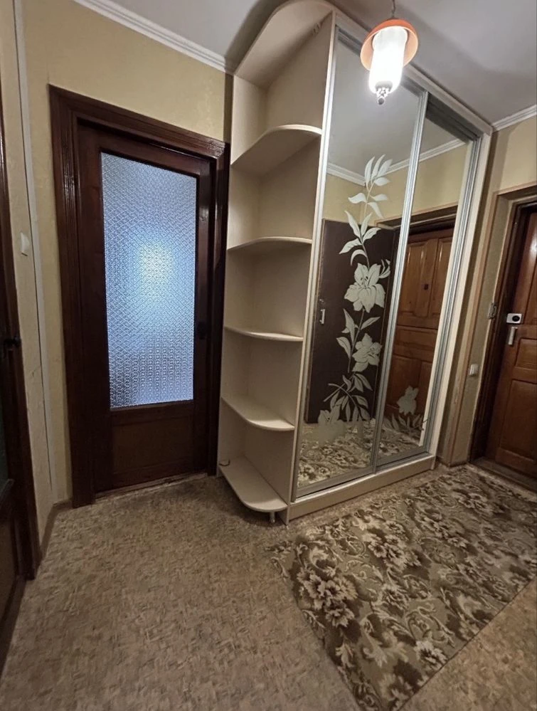 For Sale: 3-bedroom apartment in Smila, Bohdan Khmelny Street