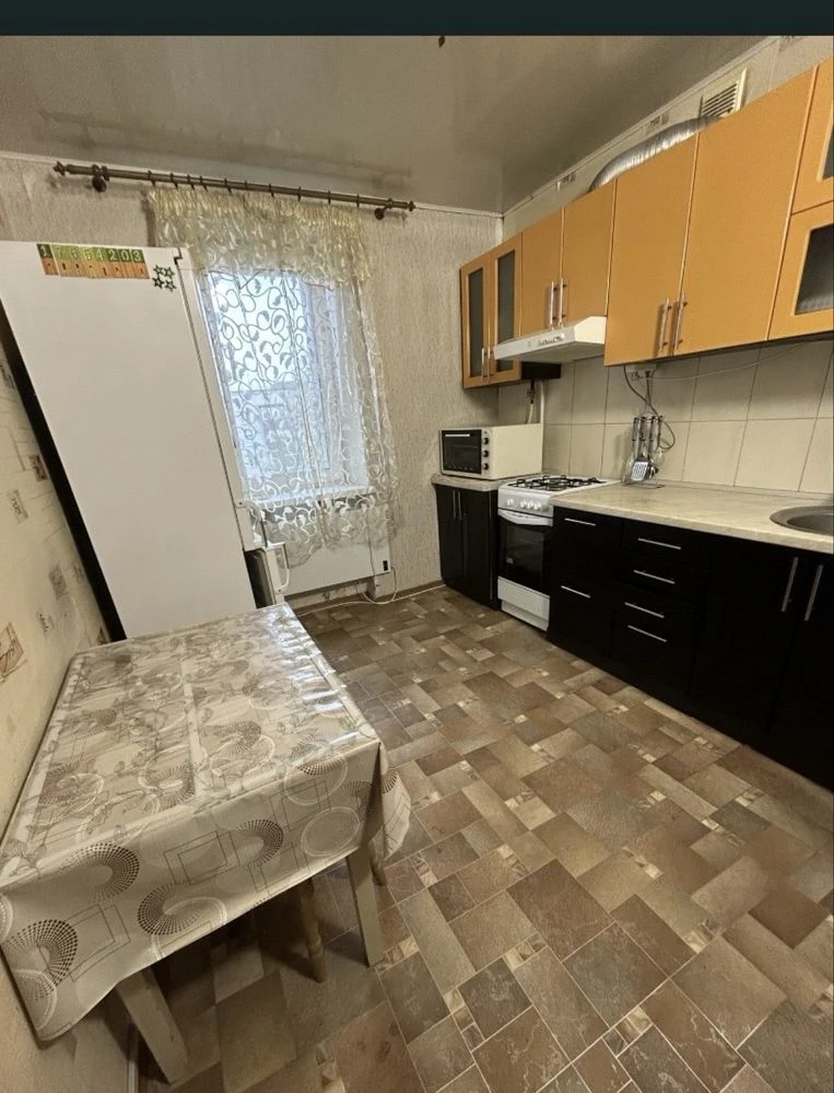 For Sale: 3-bedroom apartment in Smila, Bohdan Khmelny Street