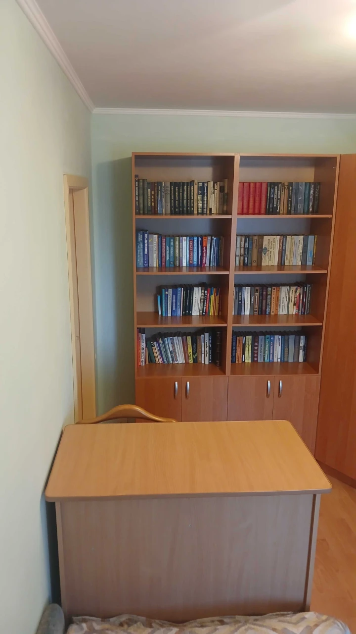Продаж двокімнатної  квартири в центрі міста