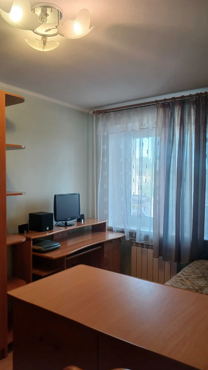 Продаж двокімнатної  квартири в центрі міста
