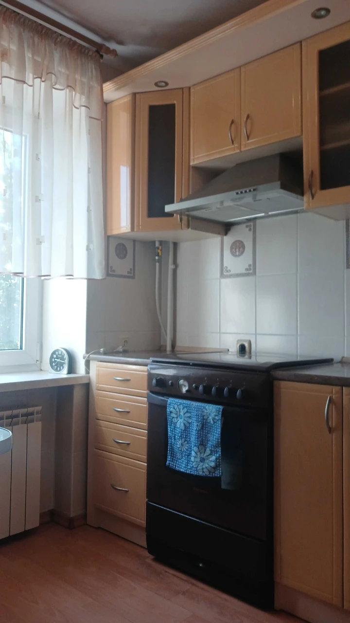 Продаж двокімнатної  квартири в центрі міста