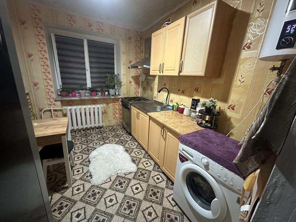 Spacious 3-bedroom apartment with two balconies for sale