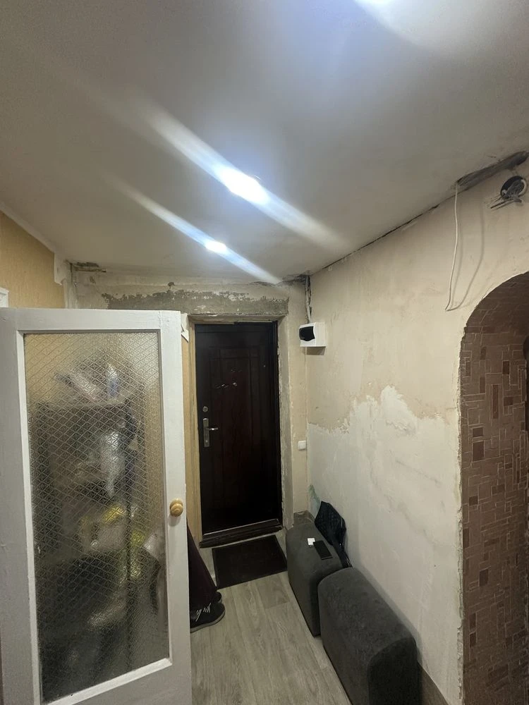 Spacious 3-bedroom apartment with two balconies for sale
