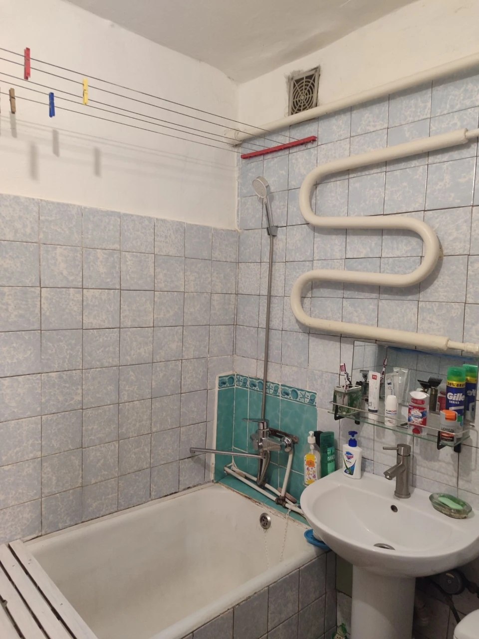 Продаж 1-кімнатного житла в місті Сміла, центр міста.