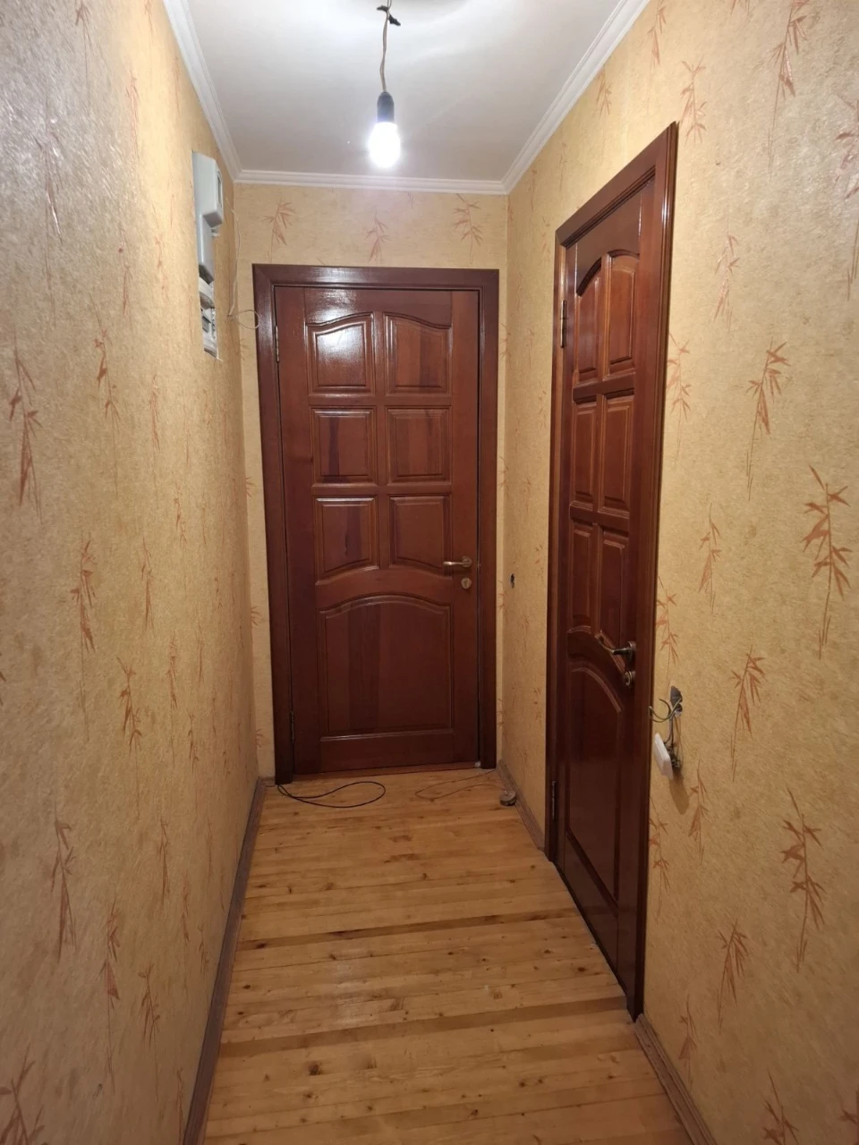 Sale of a 3-room apartment in the city of Smiyla.