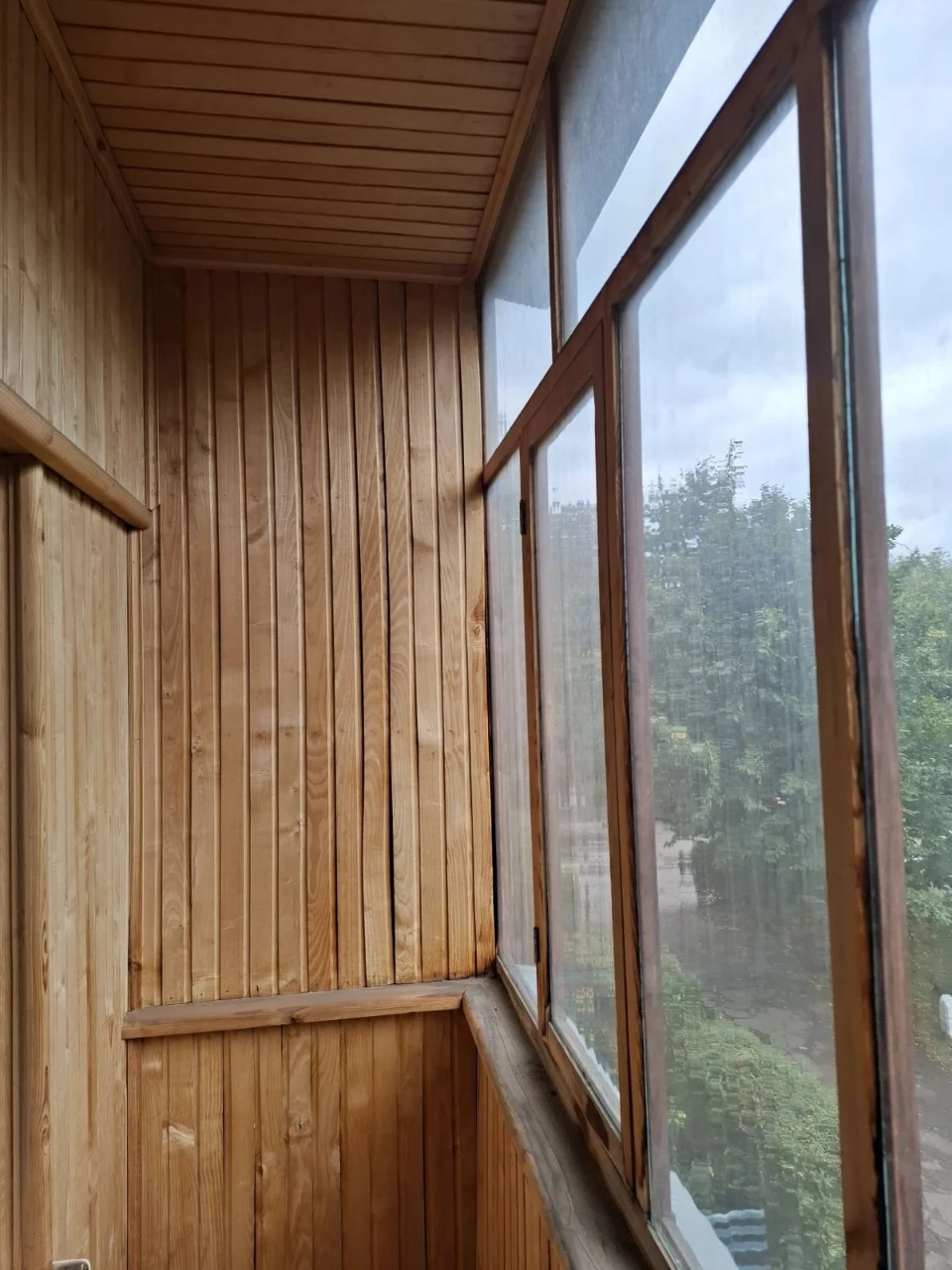 Sale of a 3-room apartment in the city of Smiyla.