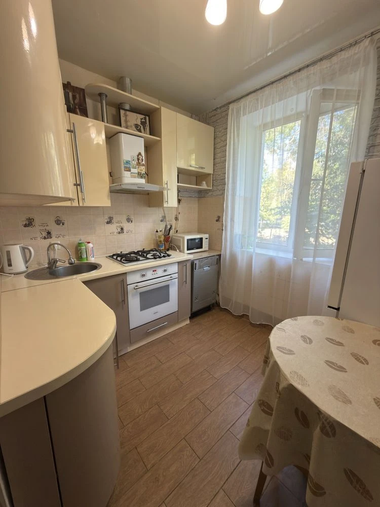 Продажа 2-комнальной квартиры, Смела, район Богдана