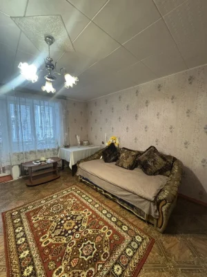 Продаж 3-кімнатного КВАРТИРИ в ЦЕНТРЕ