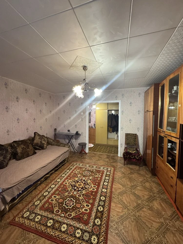 Продаж 3-кімнатного КВАРТИРИ в ЦЕНТРЕ