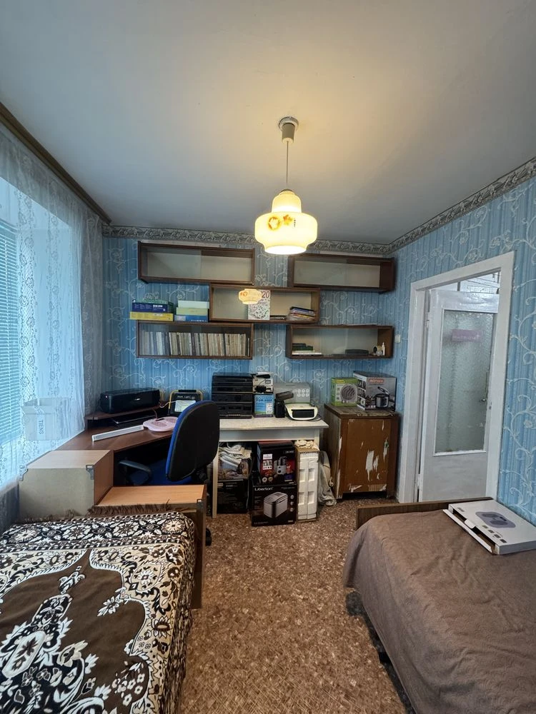 Продаж 3-кімнатного КВАРТИРИ в ЦЕНТРЕ