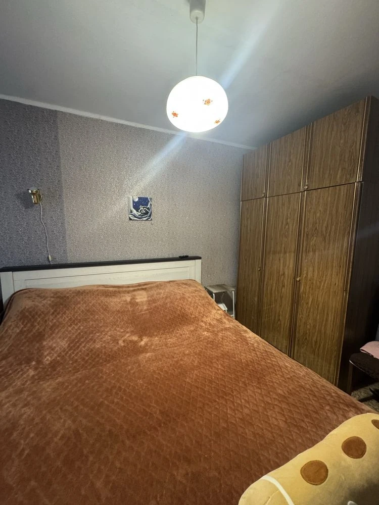 Продаж 3-кімнатного КВАРТИРИ в ЦЕНТРЕ