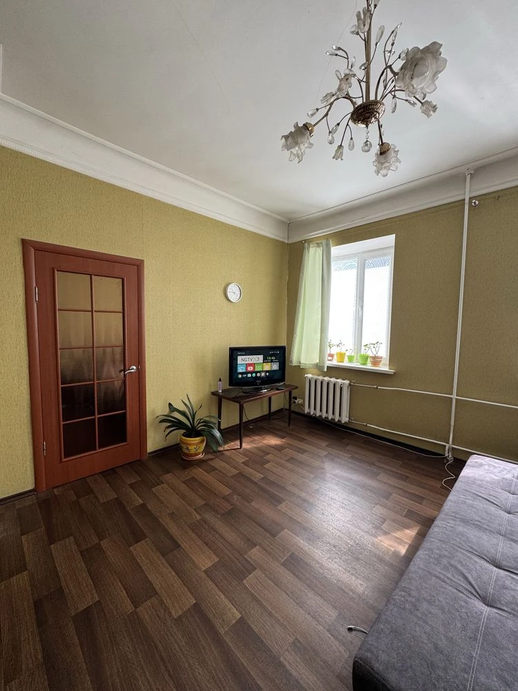 Продаж 3-кімнатної квартири, район станції Шевченка