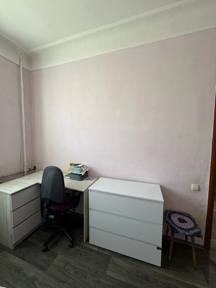Продаж 3-кімнатної квартири, район станції Шевченка