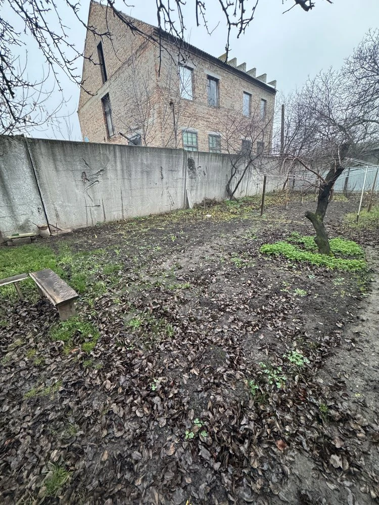 Продам 3 кім. квартиру під ремонт в м. Сміла
