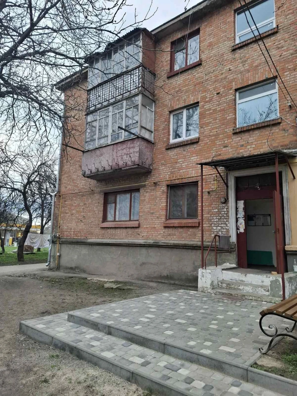 Urgent sale of a 3-room apartment in Smila
