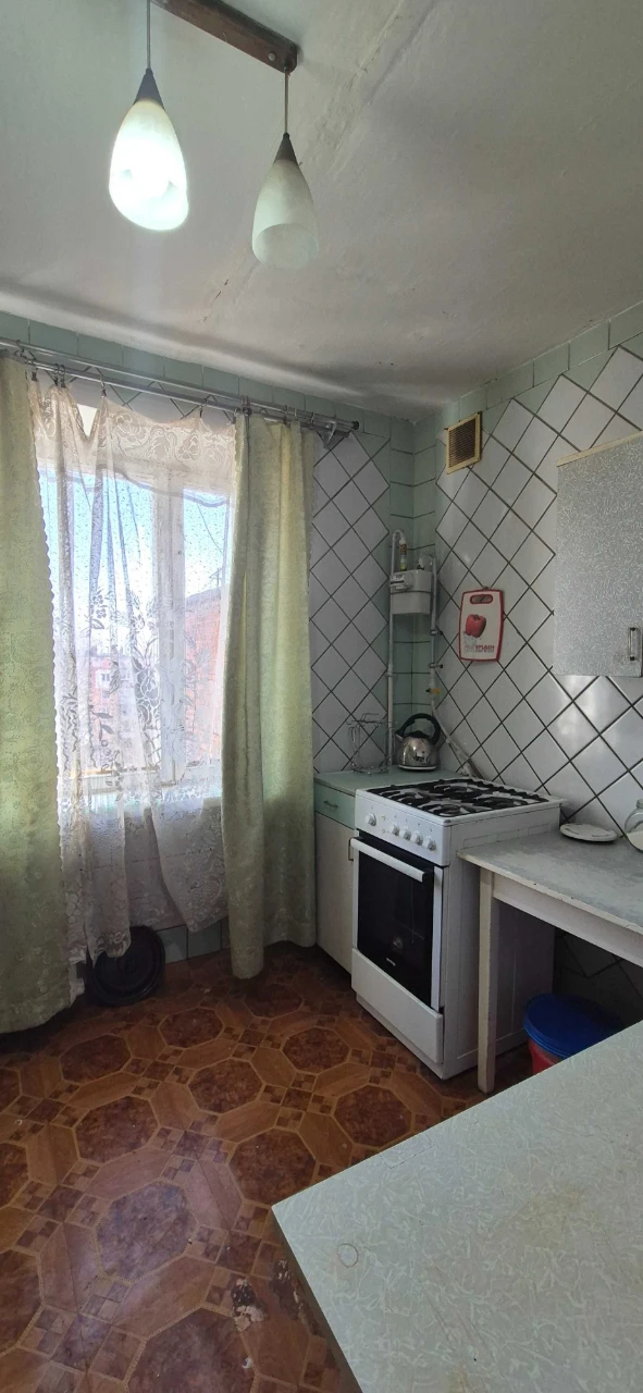 Sale of a 2-room apartment in a brick building. Smila, State Programs