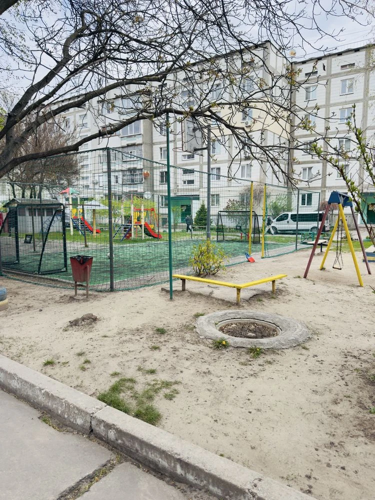 Продаж 2-кімнатного житла в центрі міста Сміла