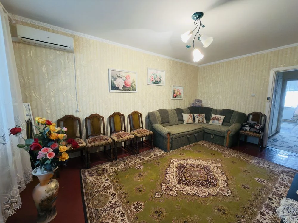Продаж 2-кімнатного житла в центрі міста Сміла