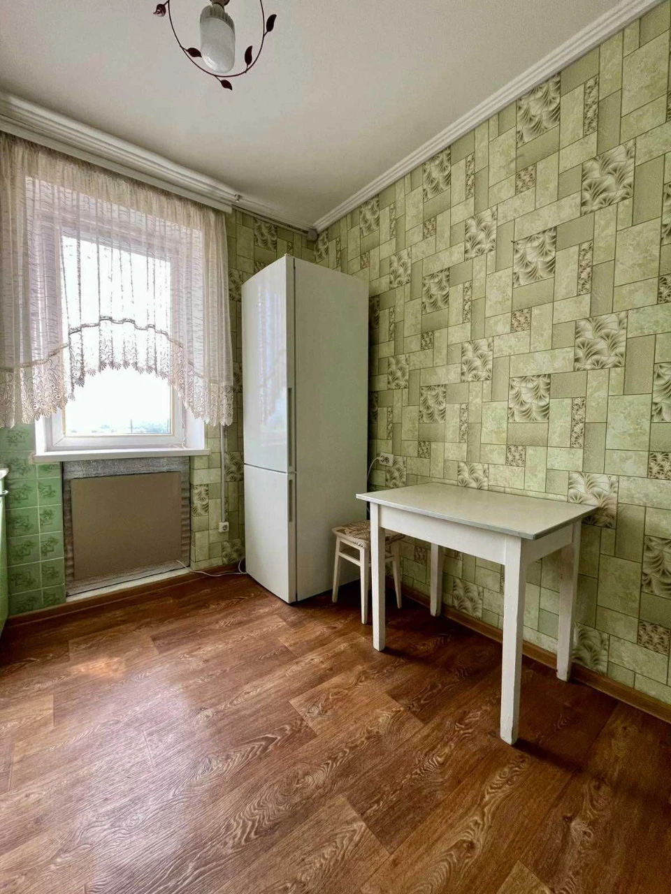 Spacious 2-bedroom apartment for sale in the heart of Smal